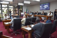 Aprovado projeto que determina jornada de 20 horas de médicos e dentistas