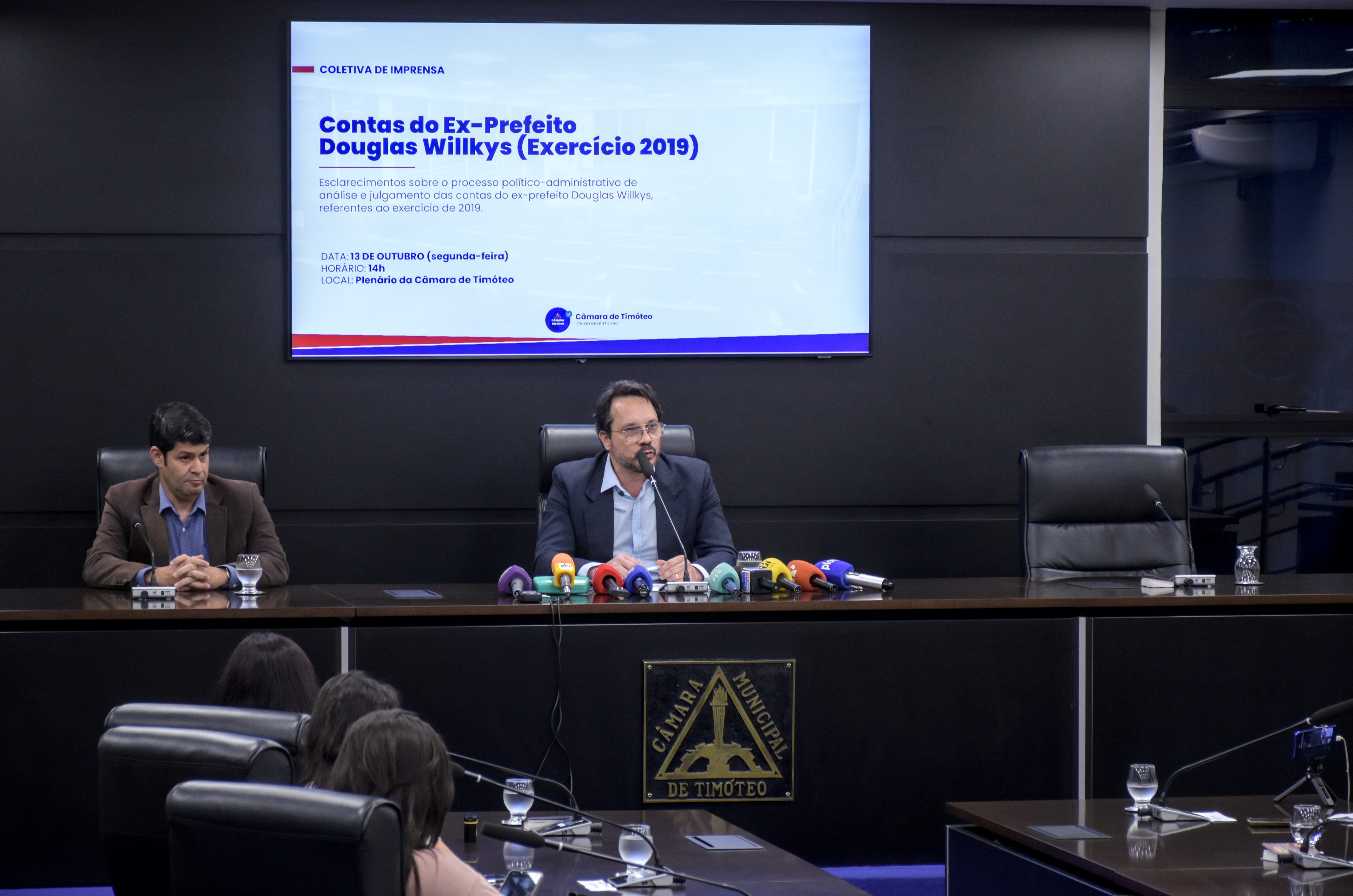 Câmara convoca coletiva para esclarecer sobre votação das contas do ex-prefeito, Douglas Willkys