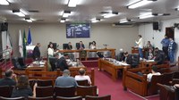 Câmara de Timóteo aprova cumprimento de 20 horas semanais para médicos e dentistas