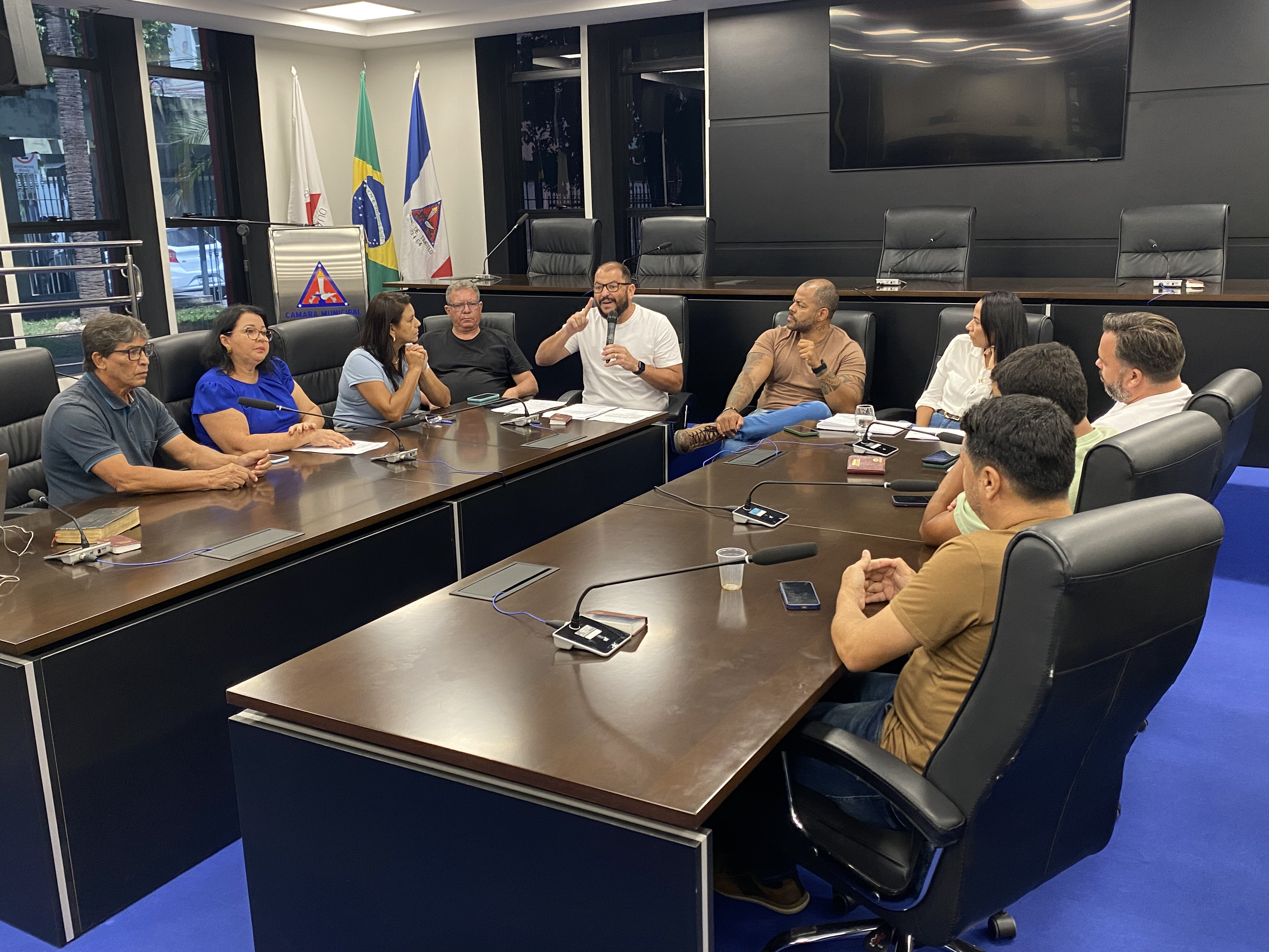 Vereadores de Timóteo pedem transparência para escolha da nova gestora do hospital 